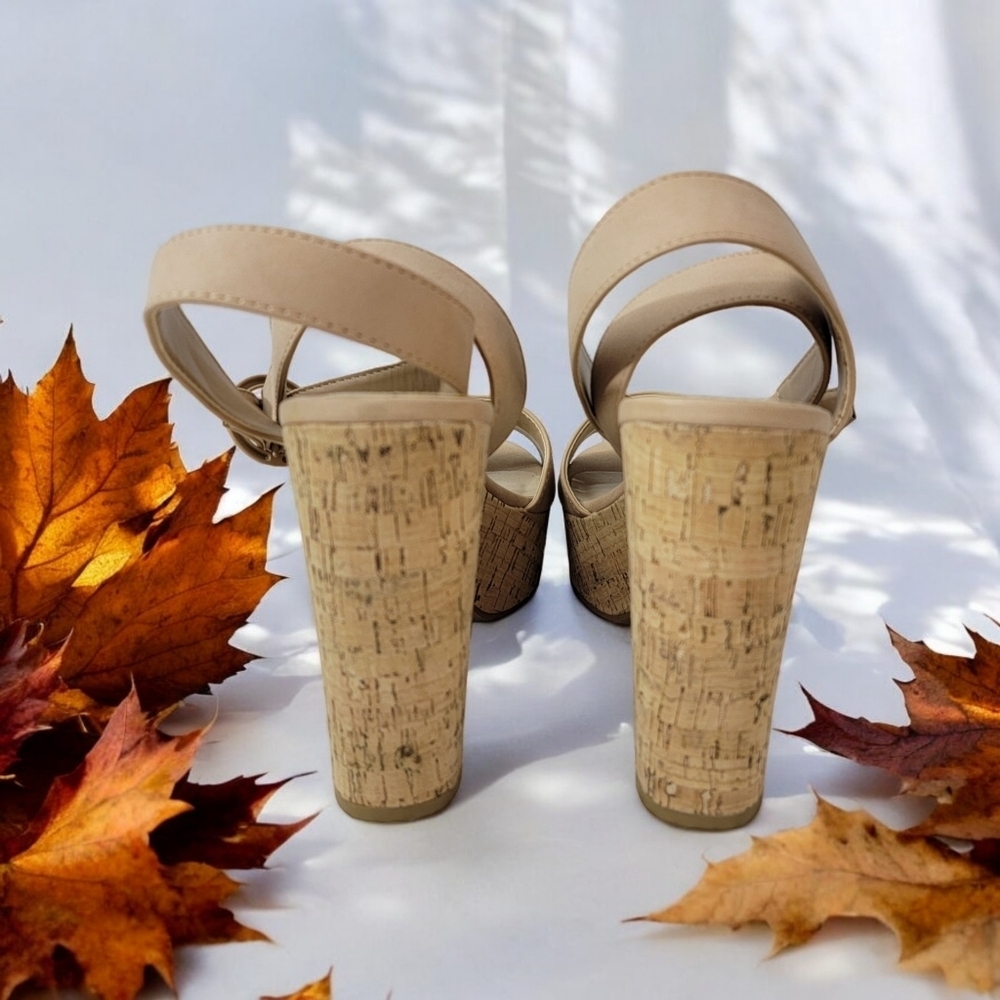 Y. Not? Women's size 8M Beige cork wedged strappy heels. SEE Pics - Picture 12 of 12